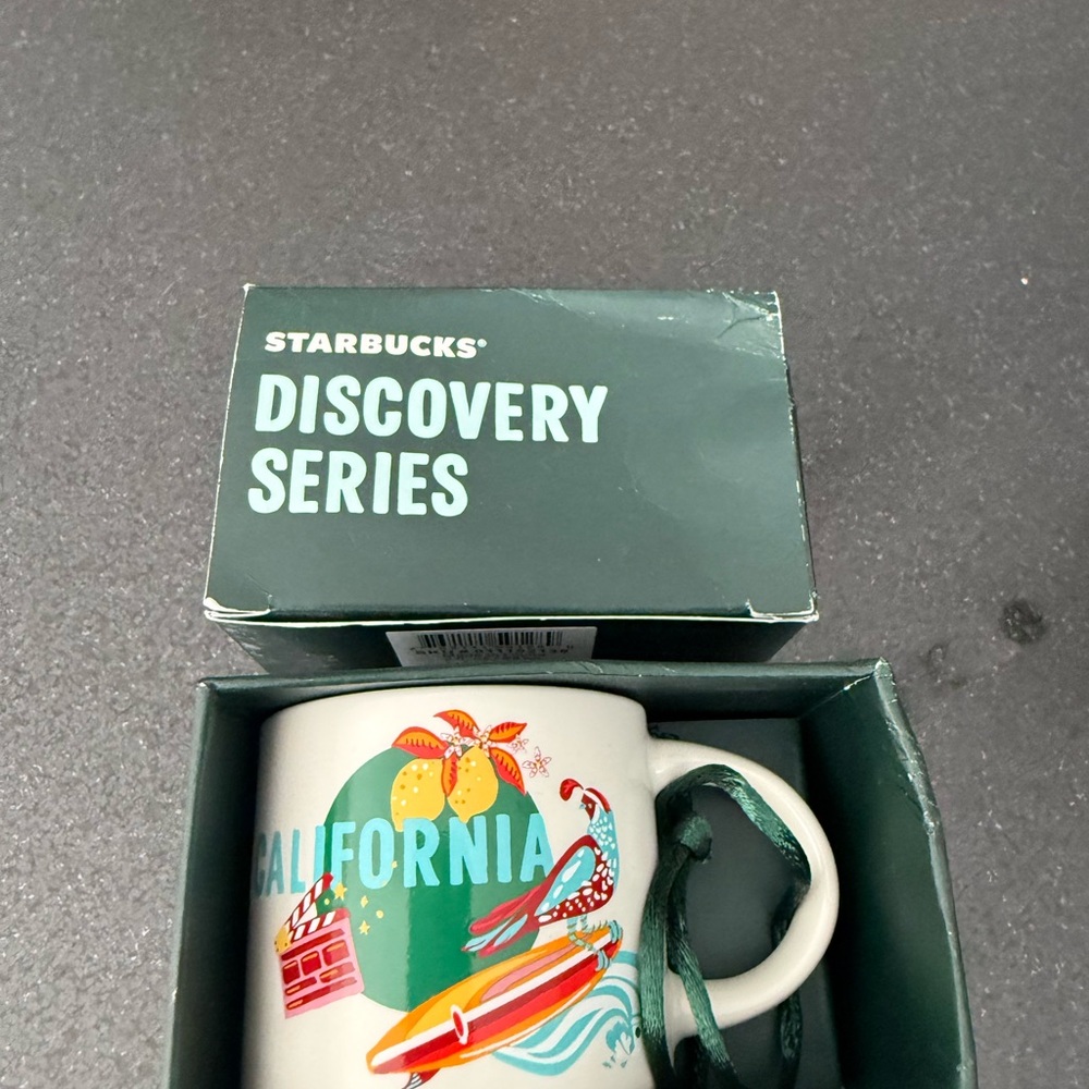 Starbucks Discovery Series Box - Dark Green with White Text